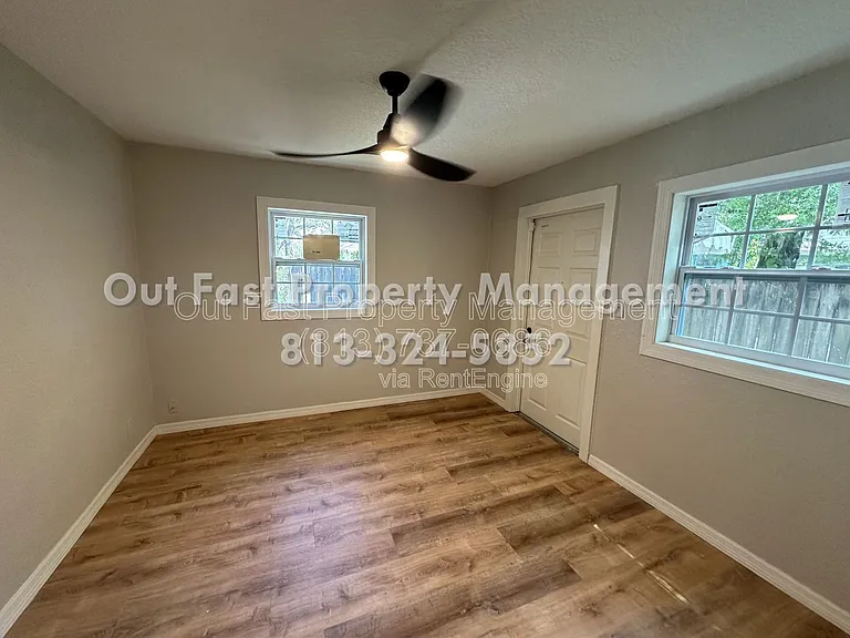 6712 N Harer St #2 — Photo 10