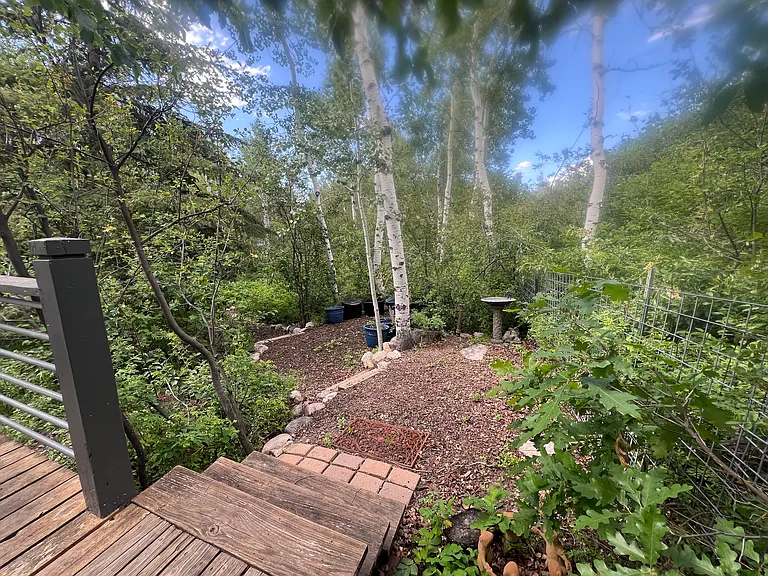 240 Sundance Ct — Photo 17