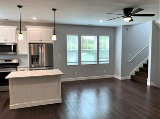 1728 Tennessee St #B, Lawrence, KS 66044