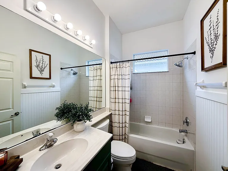 7829 Founders Cir — Photo 18