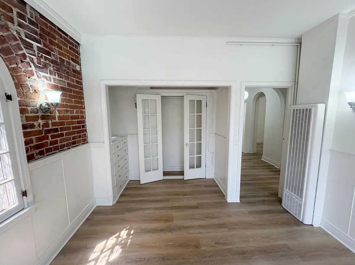 2 bed, 800 sqft, $3,800 — Photo 4