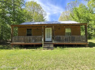 5582 White Apple Rd SW, Roxie, MS 39661