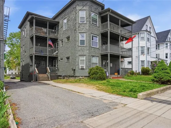 420 Rathbun St #9, Woonsocket, RI 02895