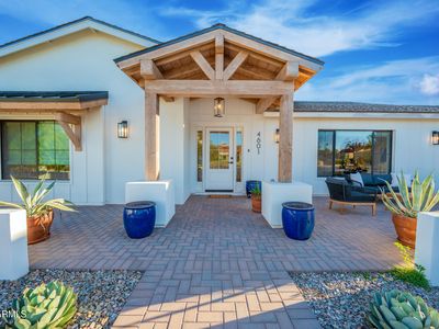 4601 E CHOLLA Street, Phoenix, AZ, 85028