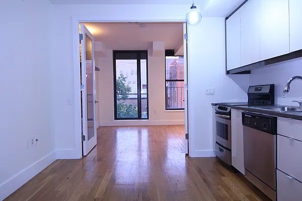Rented by Nooklyn NYC LLC | media 23