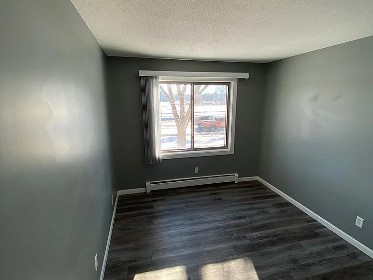 42nd Ave Apartment — Photo 14