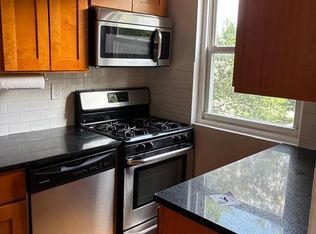 1498 Terrace Cir, Teaneck, NJ 07666