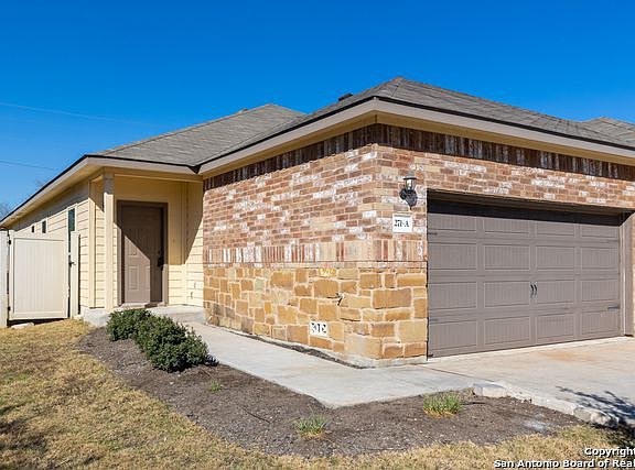 2nd image of 271 Joanne Loop #A