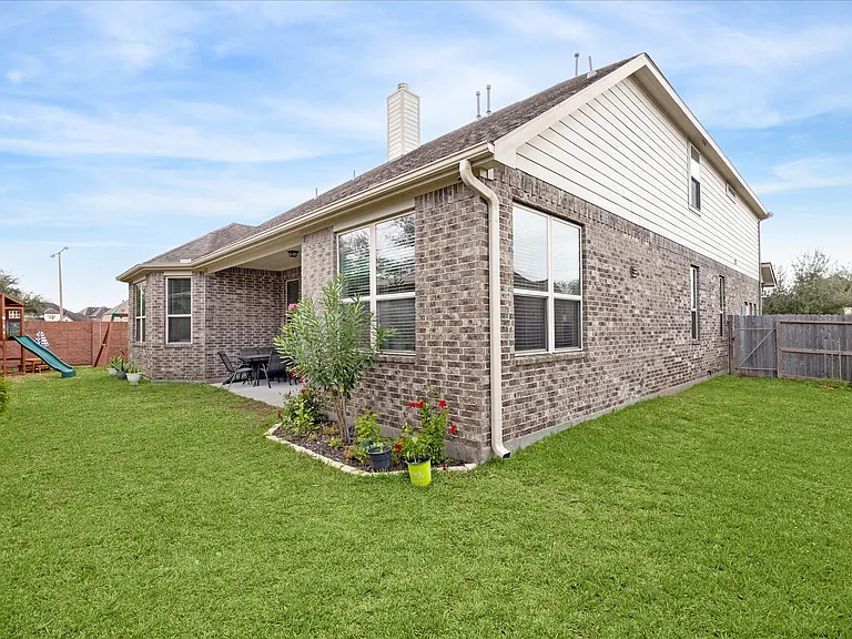 2960 Gibbons Hill Ln — Photo 32
