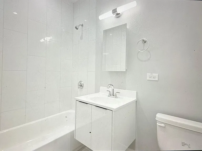 7503 N Eastlake Ter #2 — Photo 7