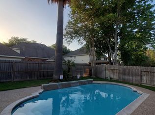 10611 S Belmont Ct, Houston, TX 77065