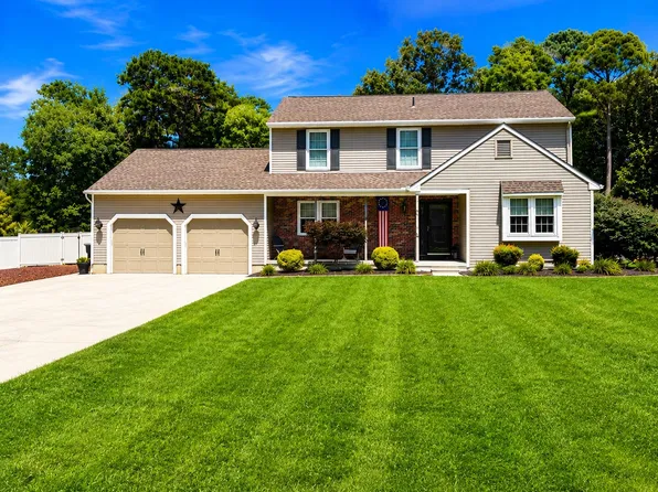 10 Ashcroft Ave, Ocean View, NJ 08230