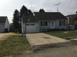 4884 Arbor St SW, Canton, OH 44710