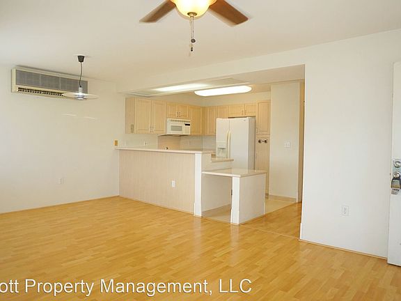 2nd image of 92-1483 Aliinui Dr #30