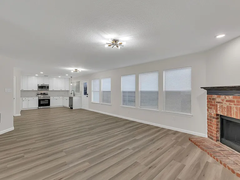 438 Stanley Falls Dr — Photo 27