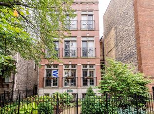 1645 W Addison St APT 2, Chicago, IL 60613