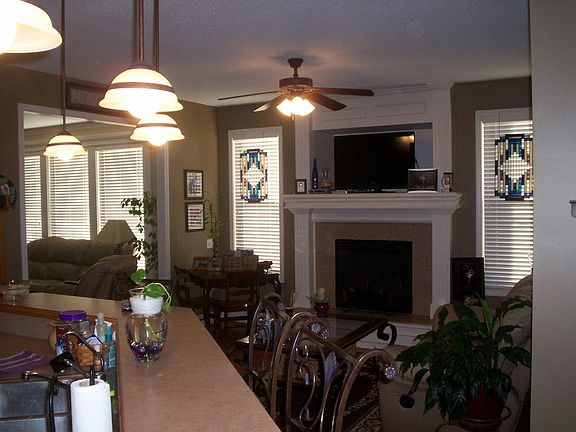 Kitchen/Hearth Room