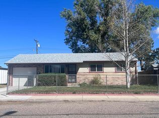 1122 W Leisher Rd, Cheyenne, WY 82007
