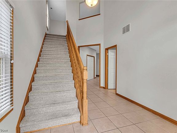 5th image of 147 Granger Dr