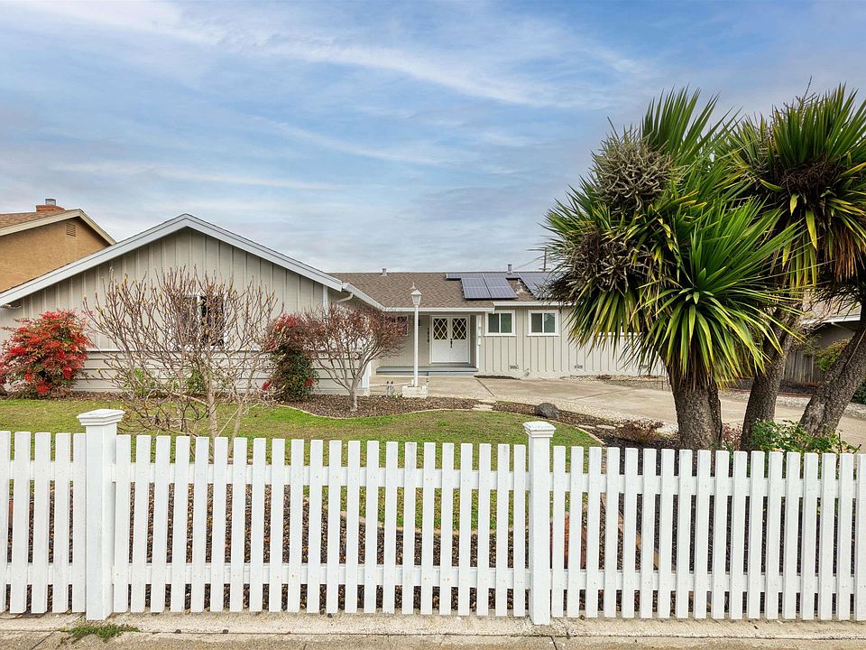 1st image of 1916 Sereno Dr