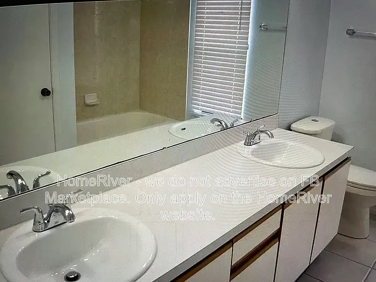 309 Alba Ln — Photo 5