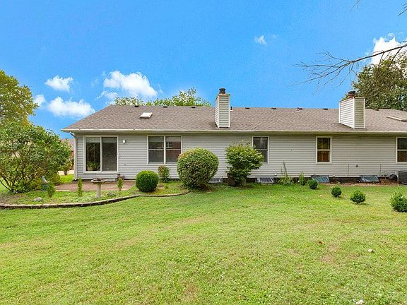 5th image of 31 Ginger Lake Dr S