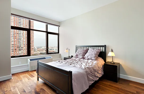 Sold by Modern Spaces | media 2