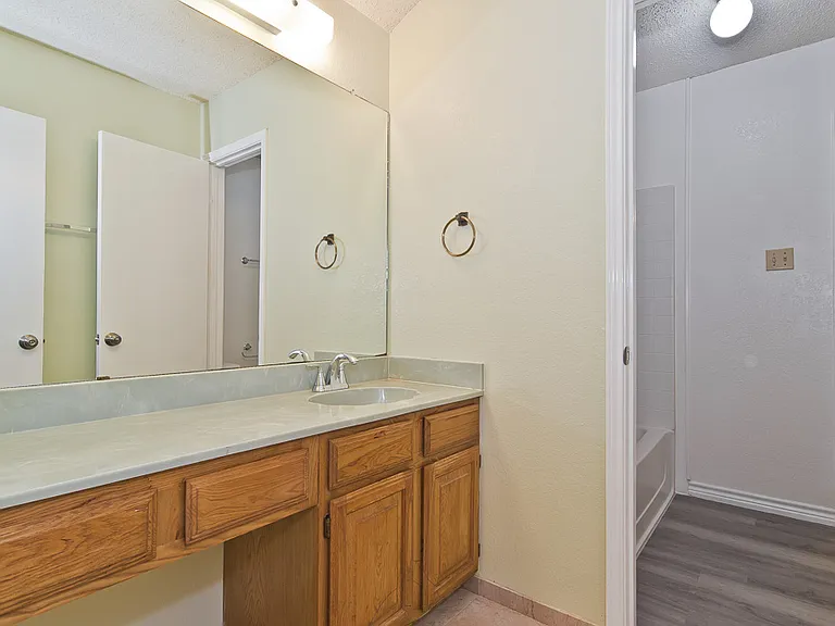 6014 Parkmeadow Dr — Photo 33
