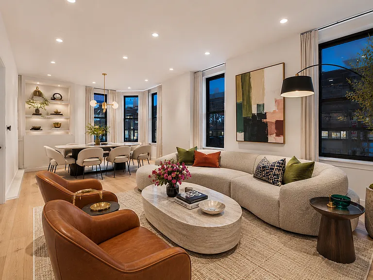 161 Prospect Park W #1R — Photo 4