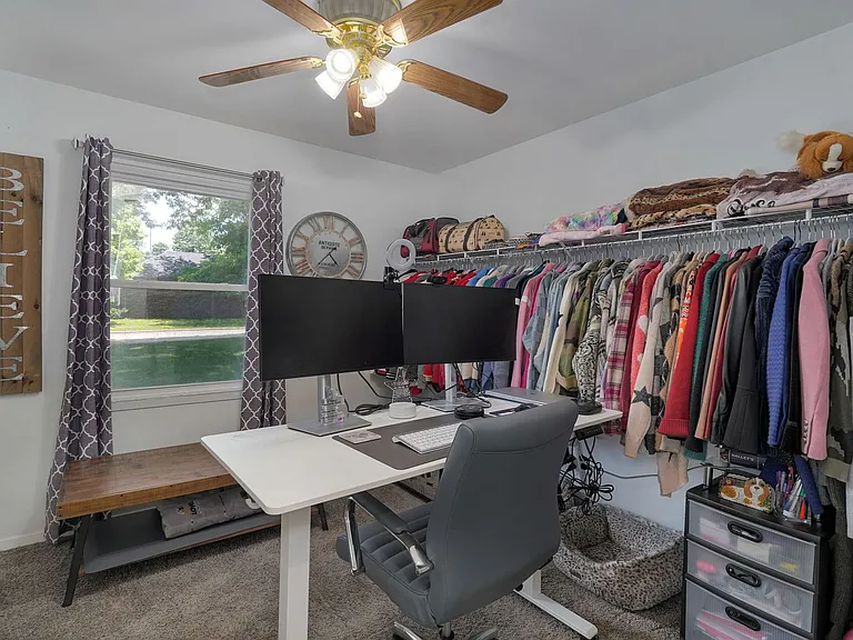 2351 S Rogers Ave — Photo 21