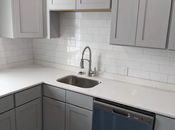 34 S 6th St #3N, New Bedford, MA 02740