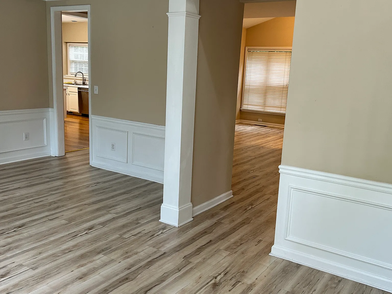 4 bed, 2.5 bath, 3240 sqft, $2,750 — Photo 4