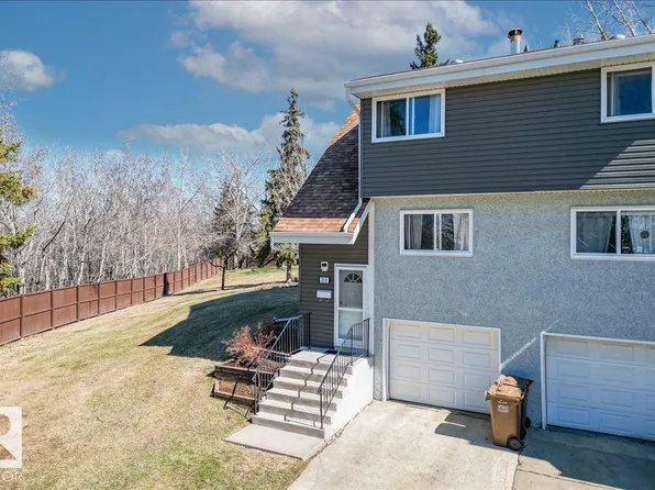 31 Grandin Woods Est, Saint Albert, AB T8N 2Y4
