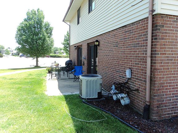 4th image of 16259 85th Ave APT 3