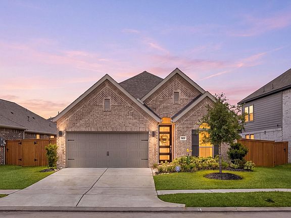 2nd image of 8835 Harbor Pines Dr
