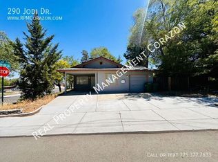 290 Jodi Dr, Reno, NV 89512