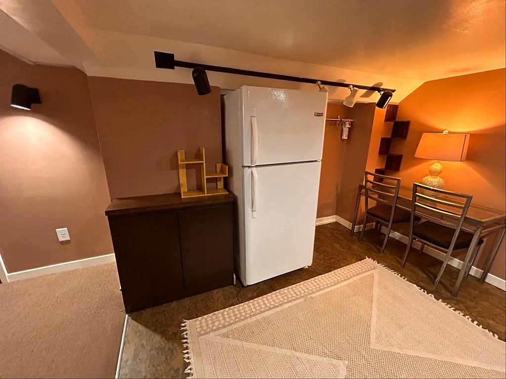 Private Suite Flexible Use — Photo 3