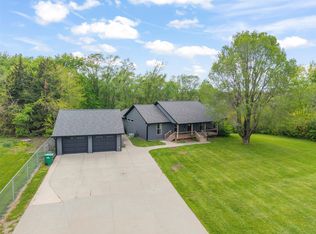 606 Jasper Ave NE, Mitchellville, IA 50169