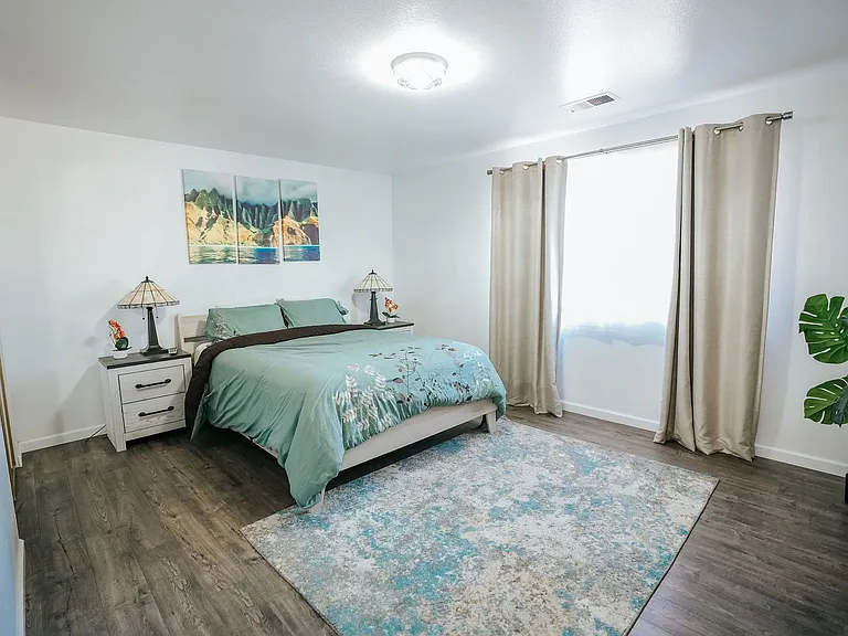 4190 Hillside Ct — Photo 36