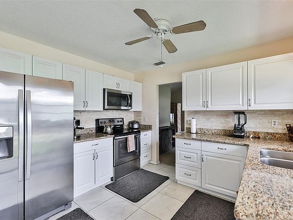 2nd image of 1741 Atrium Dr