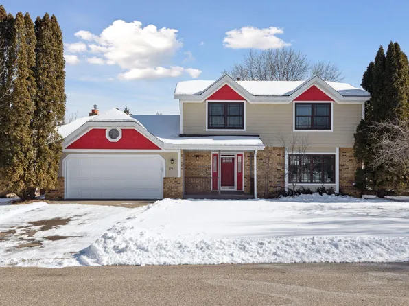 1761 Helmo Rd N, Oakdale, MN 55128