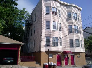 79 N 4th St, Paterson, NJ 07522