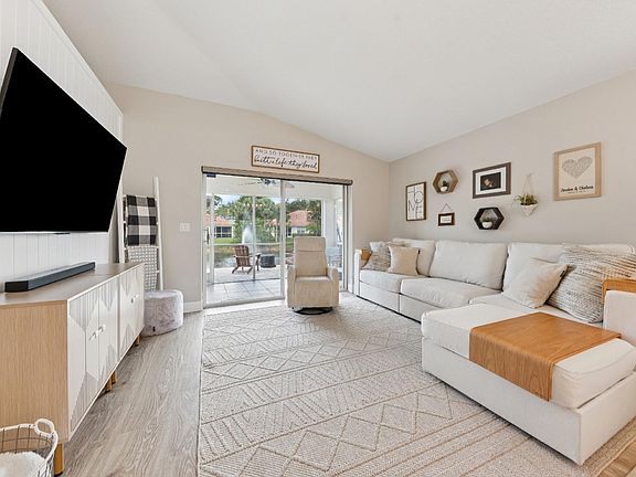 5th image of 5076 N La Sedona Circle