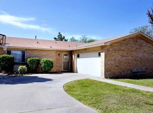 402 Swinging Spear Rd, Roswell, NM 88201