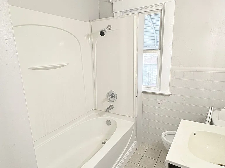 119 Winthrop St — Photo 26