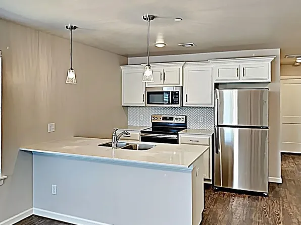 403 Summit Ridge Dr, Oklahoma City, OK 73114