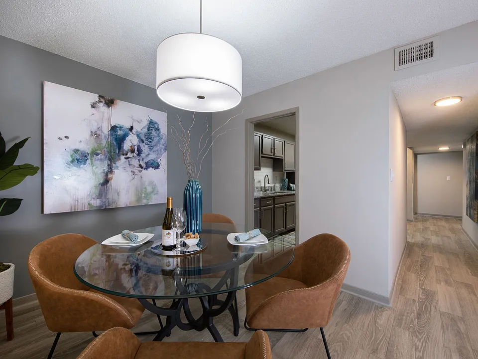 Vetra Research Park Dining Area