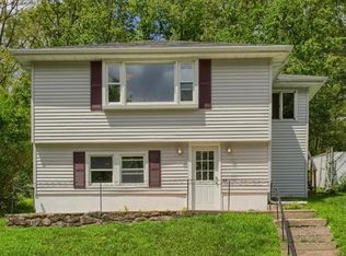 61 Bowker St, Worcester, MA 01604