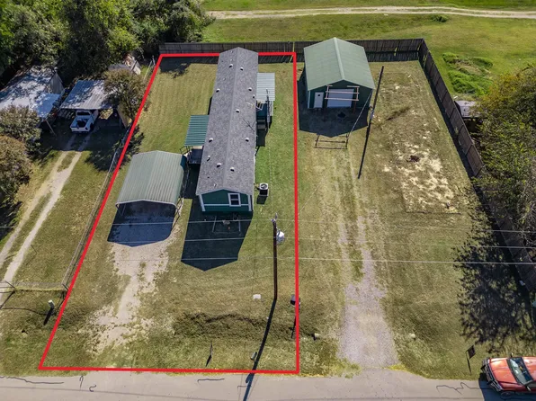 1534 Gale Dr, Pelican Bay, TX 76020