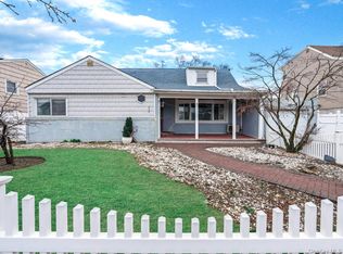 626 Pearl Street, Oceanside, NY